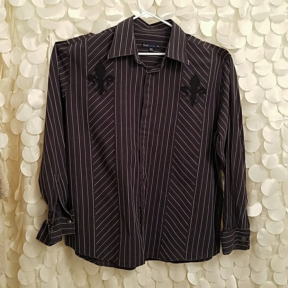 Button down long sleeve shirt